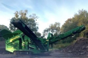 Brukarstwo | Roboty ziemne | Transport | Wyburzenia | Recykling 1 Kruszarki 2 1