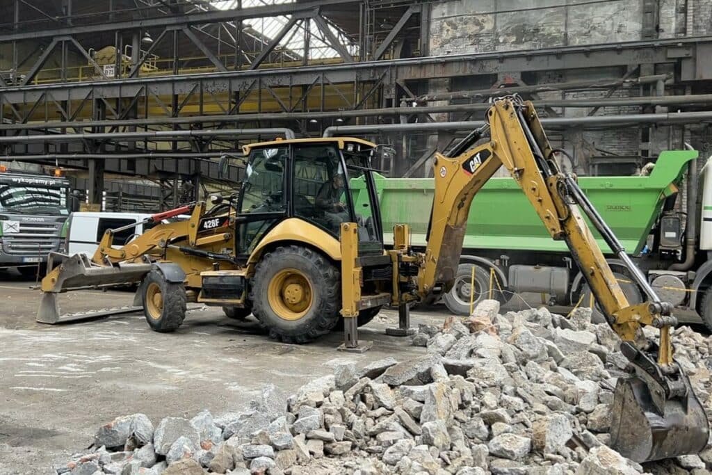 Koparko ladowarka CAT 428 1